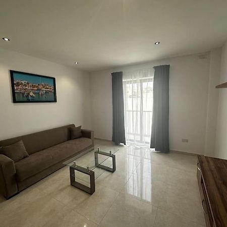 Duplex Penthouse In Gzira Sleeps 6 Exterior foto