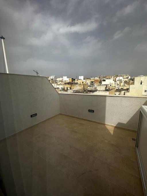 Duplex Penthouse In Gzira Sleeps 6 Exterior foto