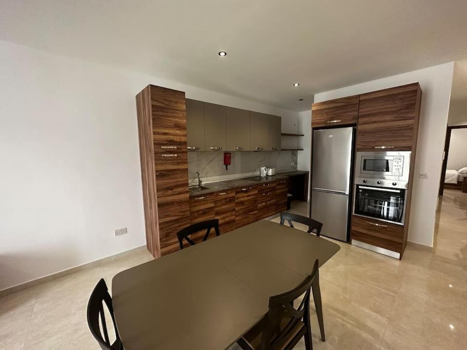 Duplex Penthouse In Gzira Sleeps 6 Exterior foto